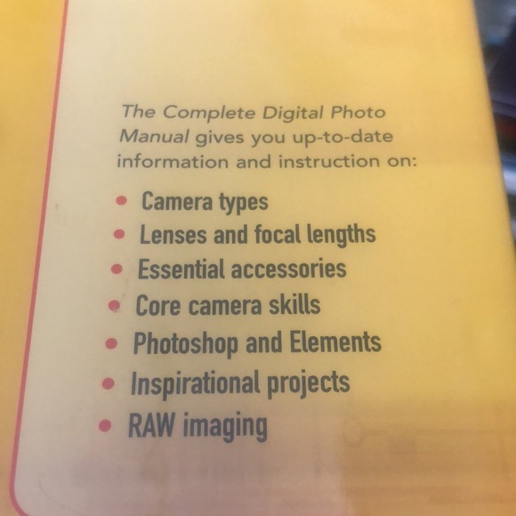 The Complete Digital Photo Manual - Picture 3 of 3